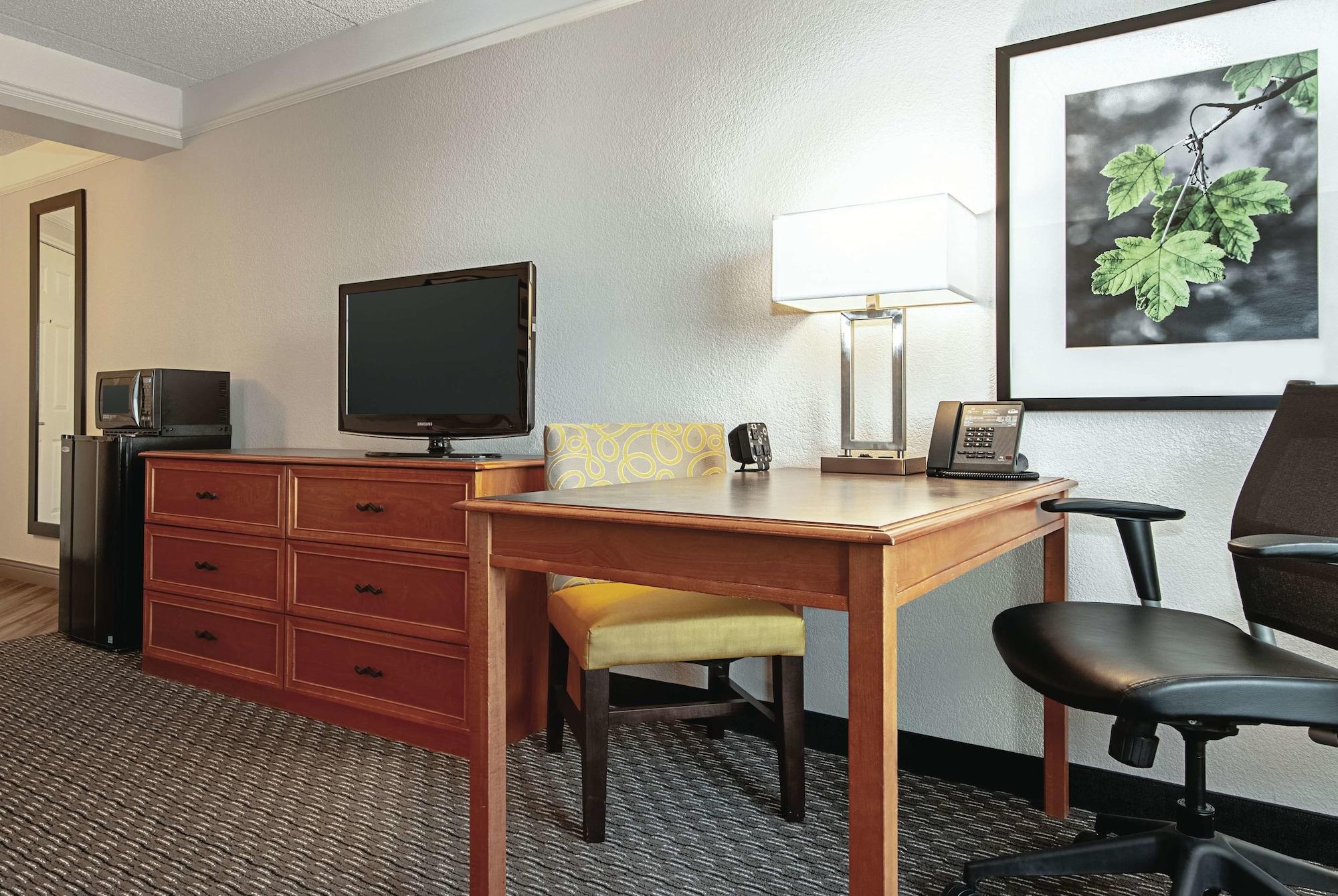 La Quinta Inn & Suites By Wyndham Ontario Airport Kültér fotó