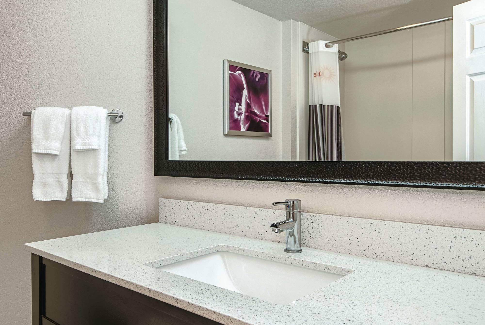 La Quinta Inn & Suites By Wyndham Ontario Airport Kültér fotó