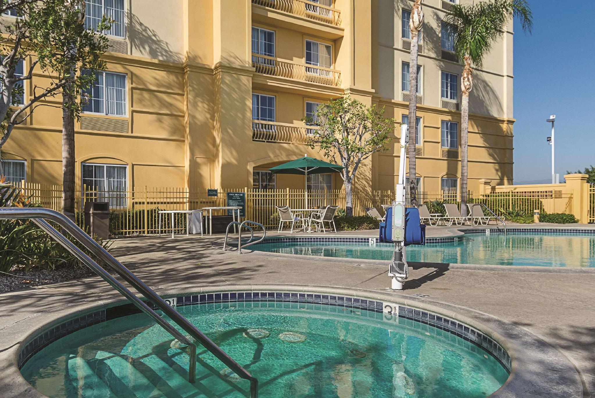 La Quinta Inn & Suites By Wyndham Ontario Airport Kültér fotó
