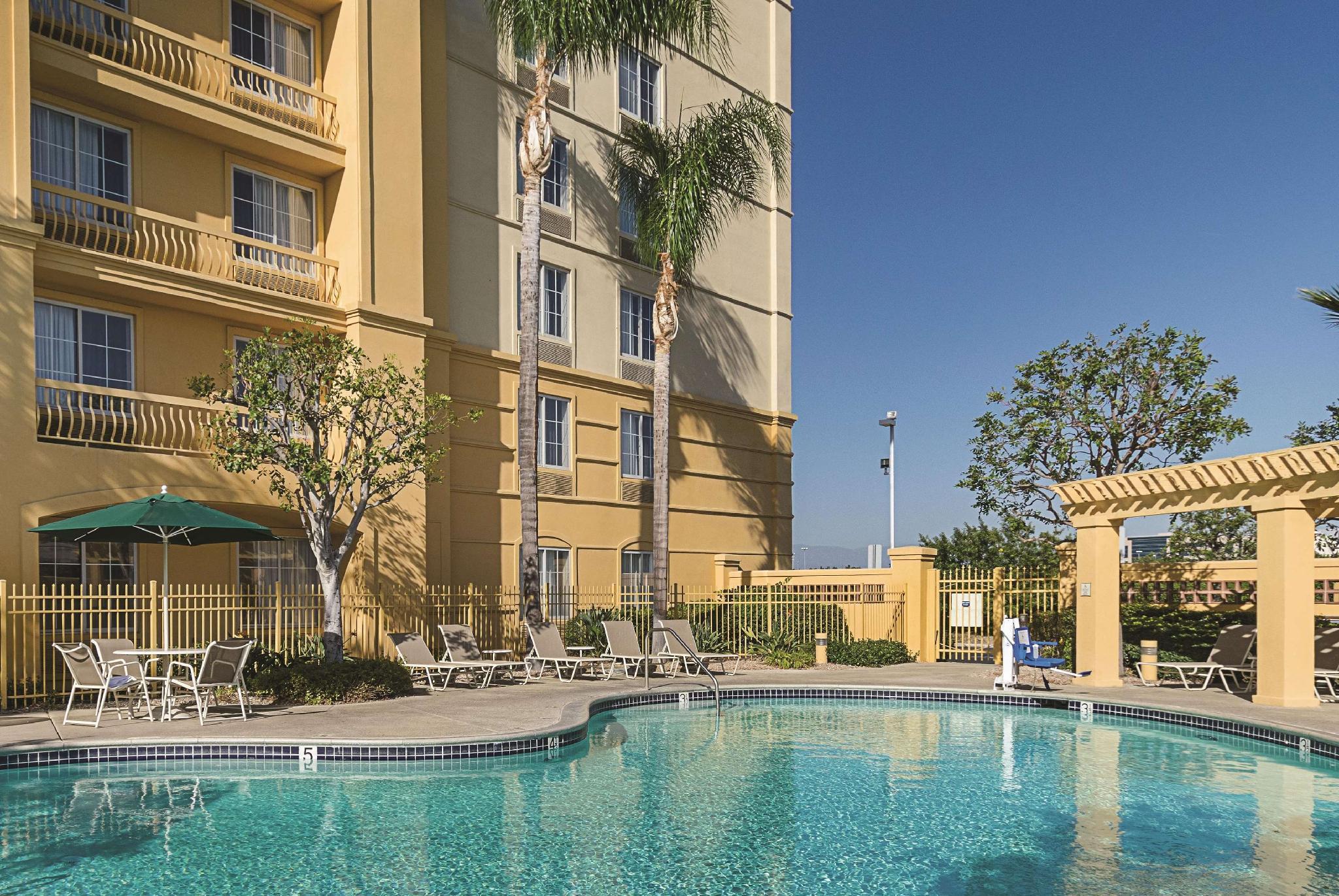 La Quinta Inn & Suites By Wyndham Ontario Airport Kültér fotó